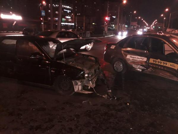 Пьяный водитель спровоцировал аварию с 4 легковушками в Ставрополе